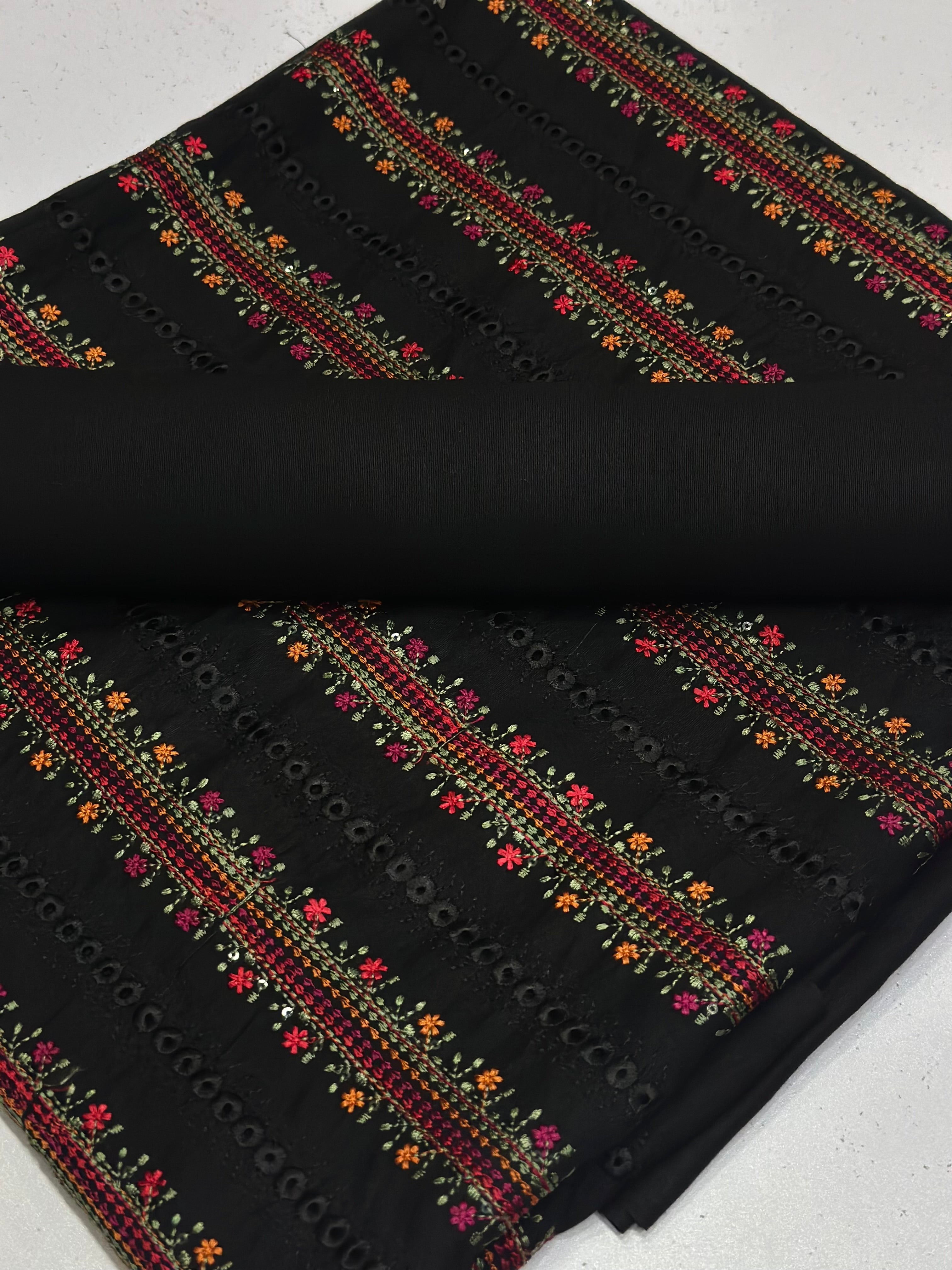 2PC KARANDI - AL- Mehtab Collection