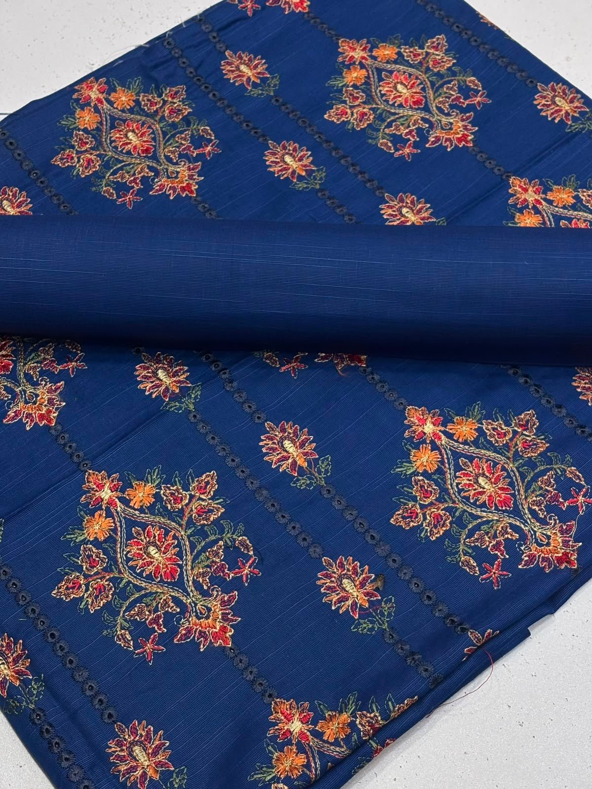 2PC KHADDAR - AL- Mehtab Collection