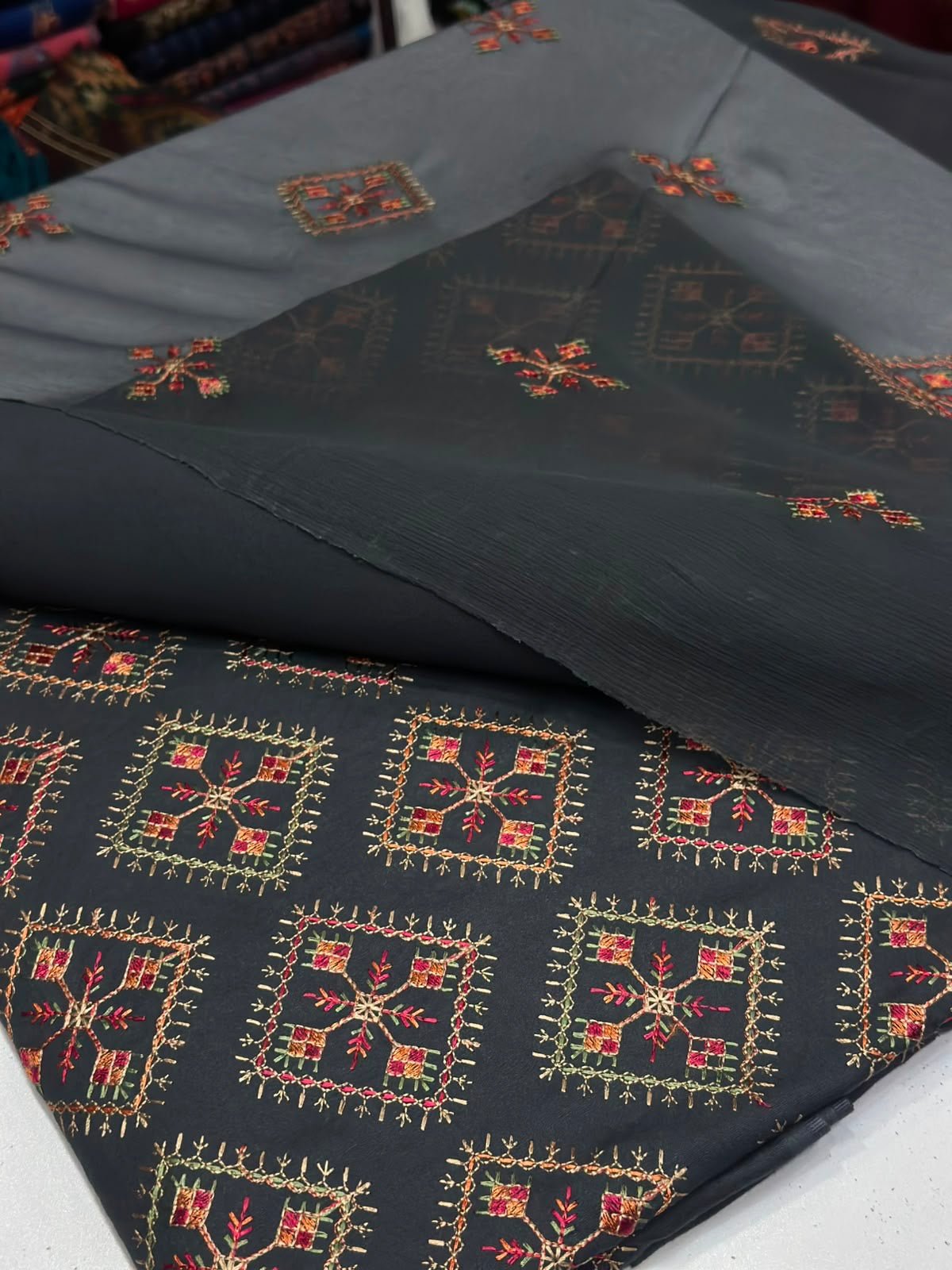 3PC KARANDI - AL- Mehtab Collection