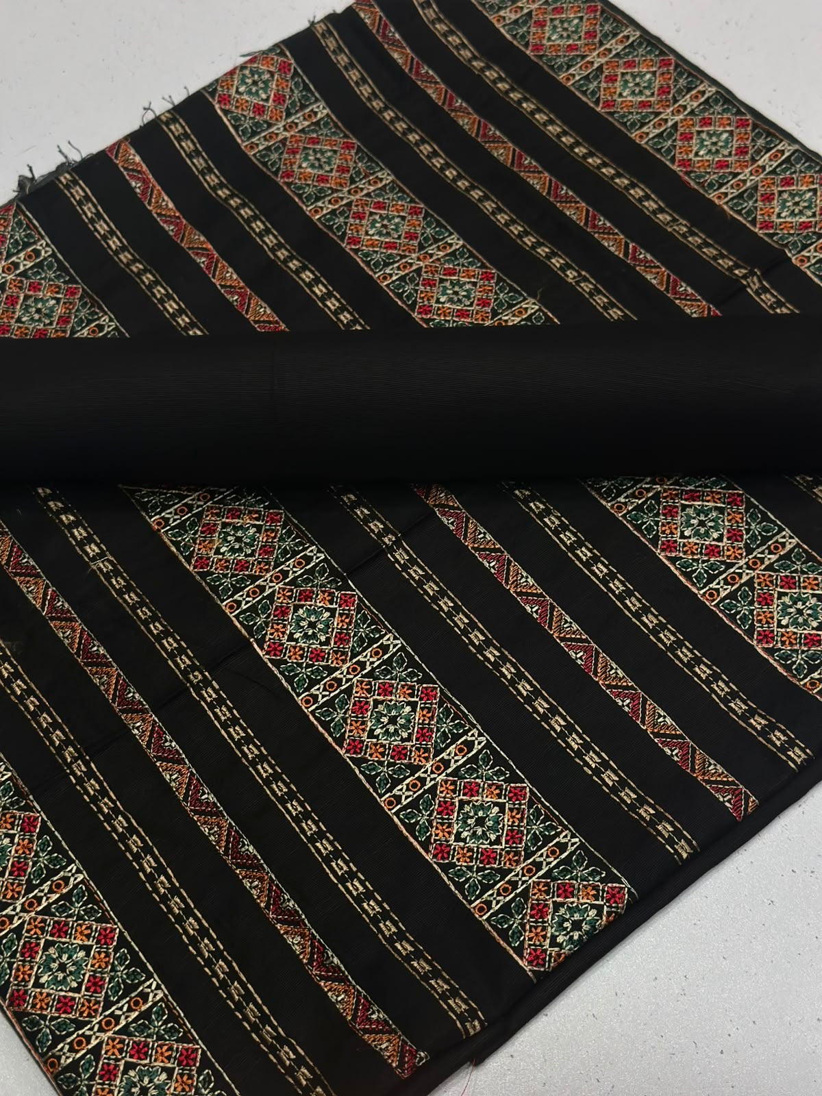 2PC KHADDAR