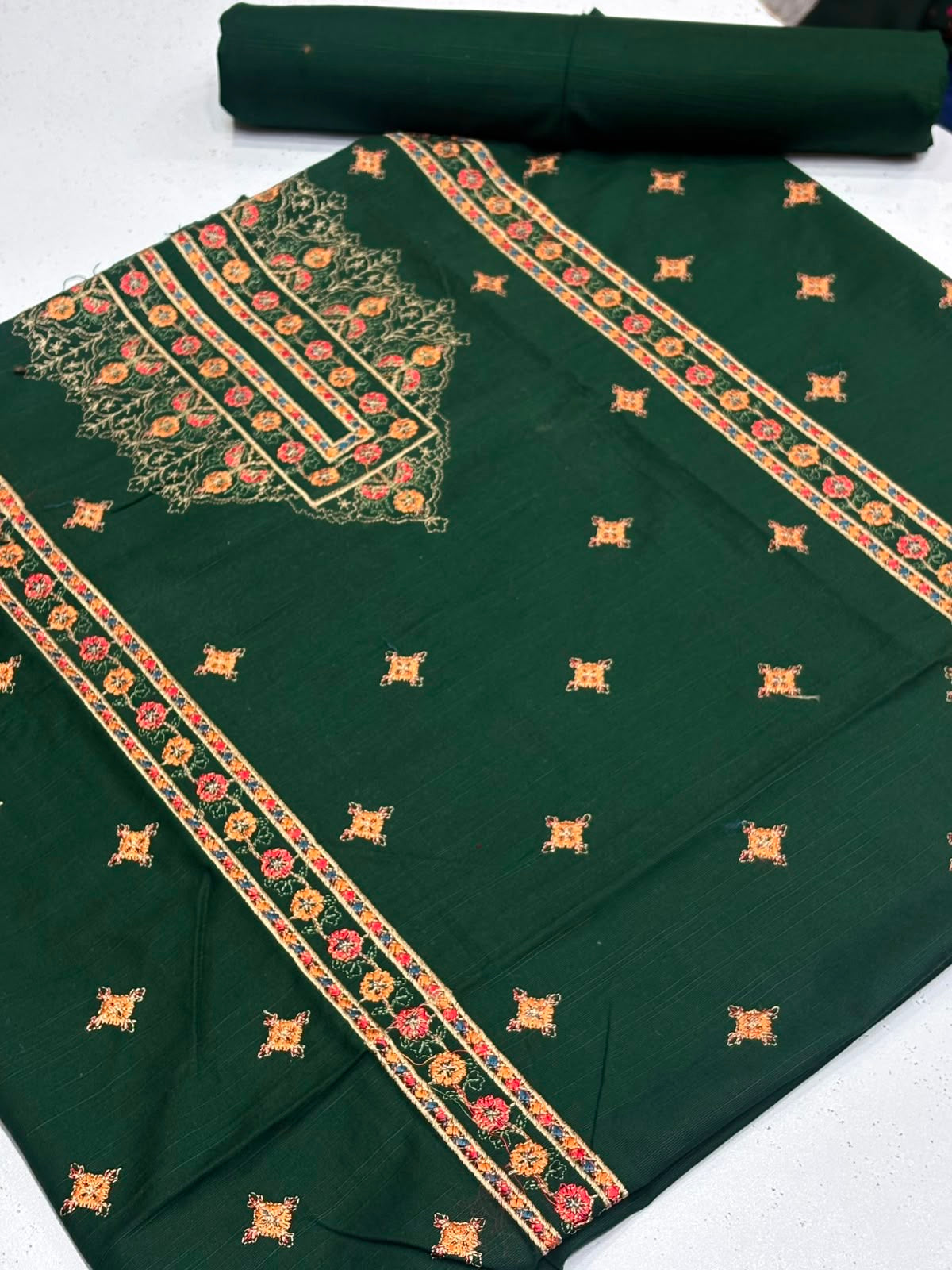 2PC KHADDAR